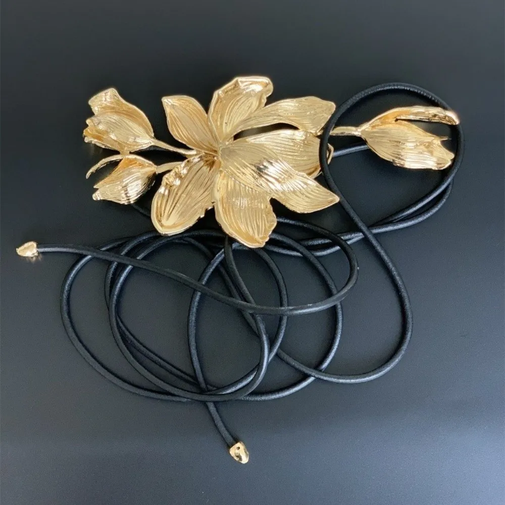

Long Adjustable Golden Tulip Belt Vintage Alloy Metal Flower Waist Chain Waistband Silver Exaggerated Belt Waist Seal