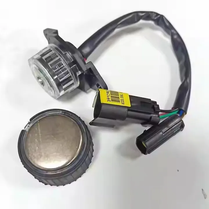 

21N8-20902 Ручка переключения дроссельной заслонки для экскаватора Hyundai R220-5 R130LC-7 R140LC-7 R150LC-7 R210LC-7 R215LC-7 R220LC-7 R225LC-7