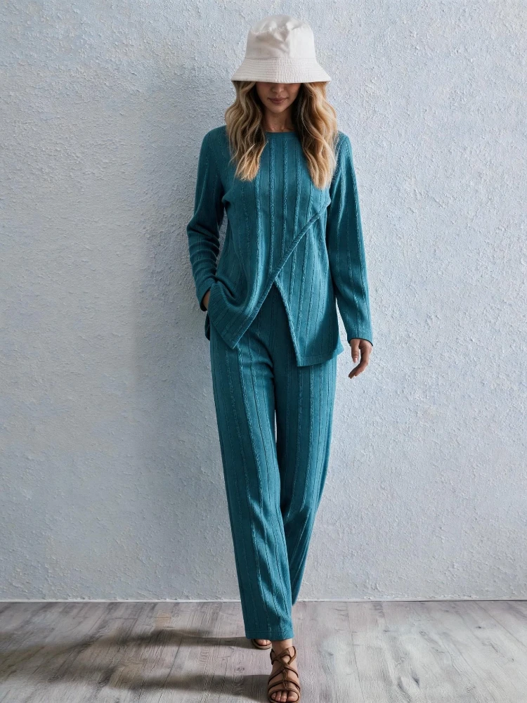 Plus Size Solid Color Ribbed Knit Split Hem Two-Piece Set, Casual All-Match Outfit For Daily And Outdoor, Women's Spring And Aut