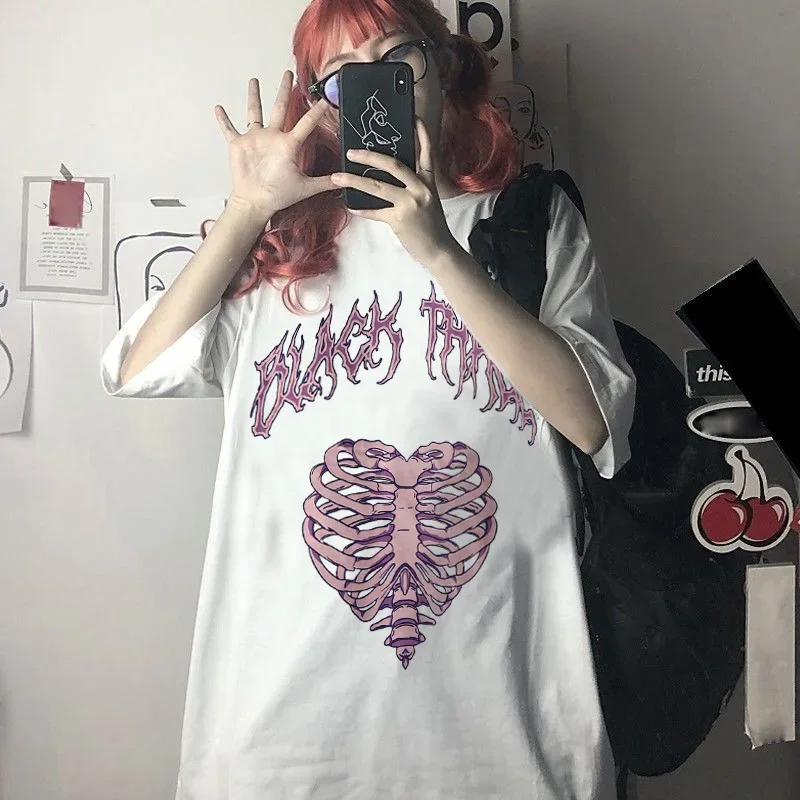 Kawaii Anime Frauen T-shirts Goth Y2k Harajuku Streetwear Tops Hohl Knochen Drucken Diablo Lose Kurzarm Übergroßen T-Shirt Tops