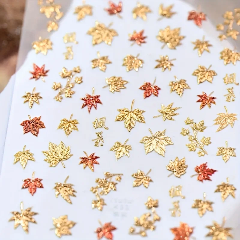 Herbst- und Winter-Nagelaufkleber mit Goldfolien-Ahornblättern - Geprägte, glänzende rote Ahornblätter-Nageldekoration, geeignet für Feiertagspartys. – Detail 3