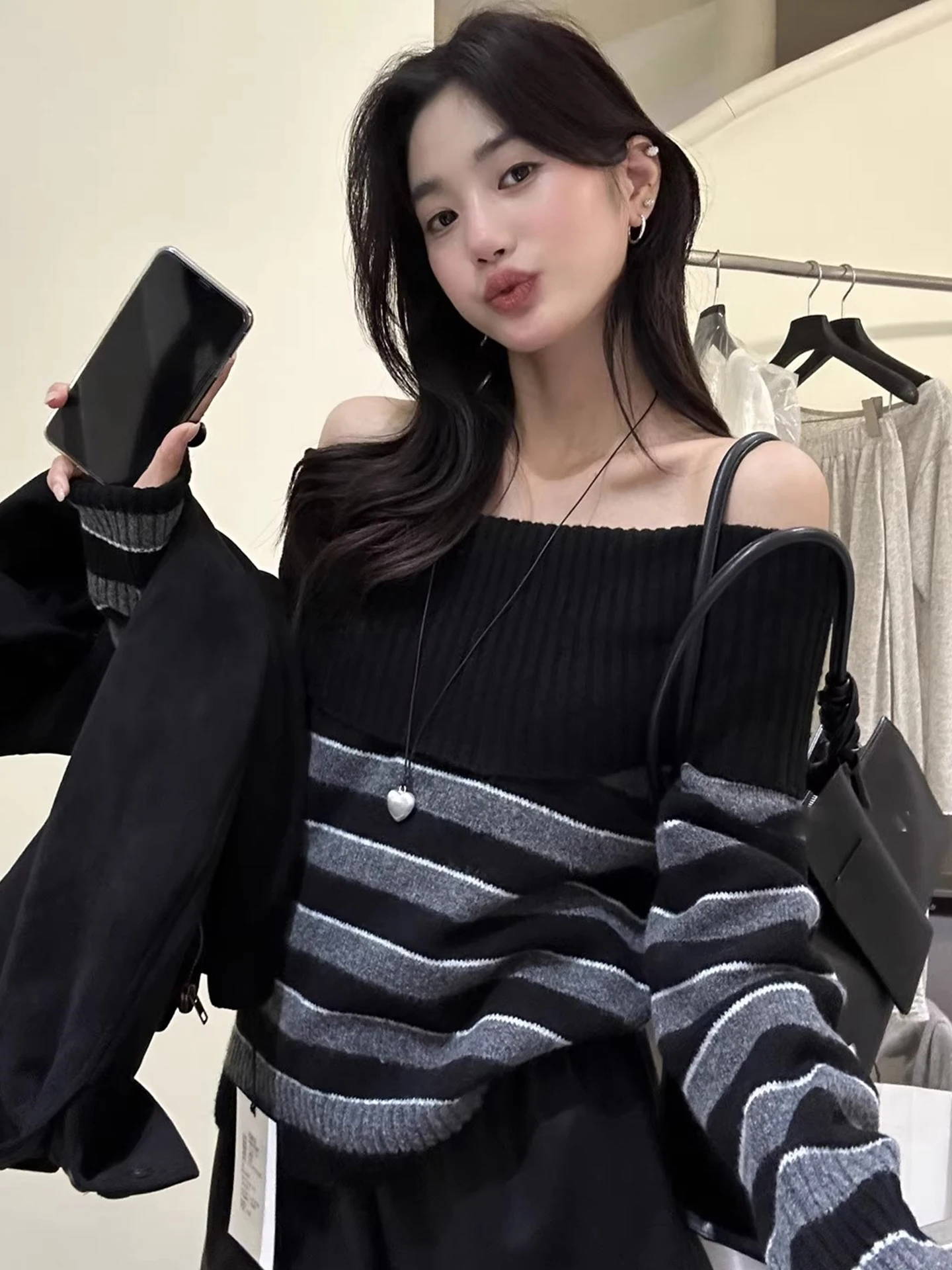 

Comfortable Striped Knit Sweater Long Sve Loose Fit Lazy Sle Autumn Faion Unique Casual One-oulder Yarn Dyed Women's...