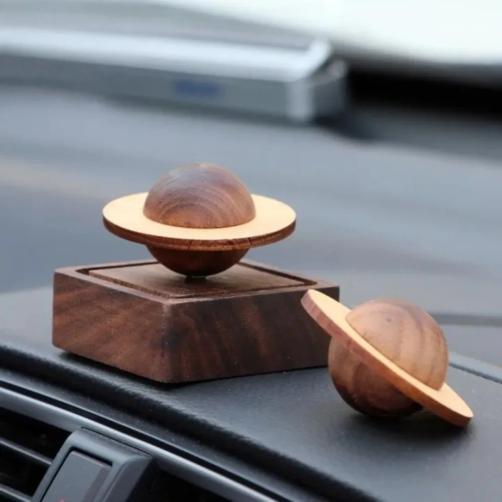 Jupiter Shape Difuser Wood Scent Essential Essential Oil Scent Spreader Home Decoration Fresh Air Present for Car Home Decor