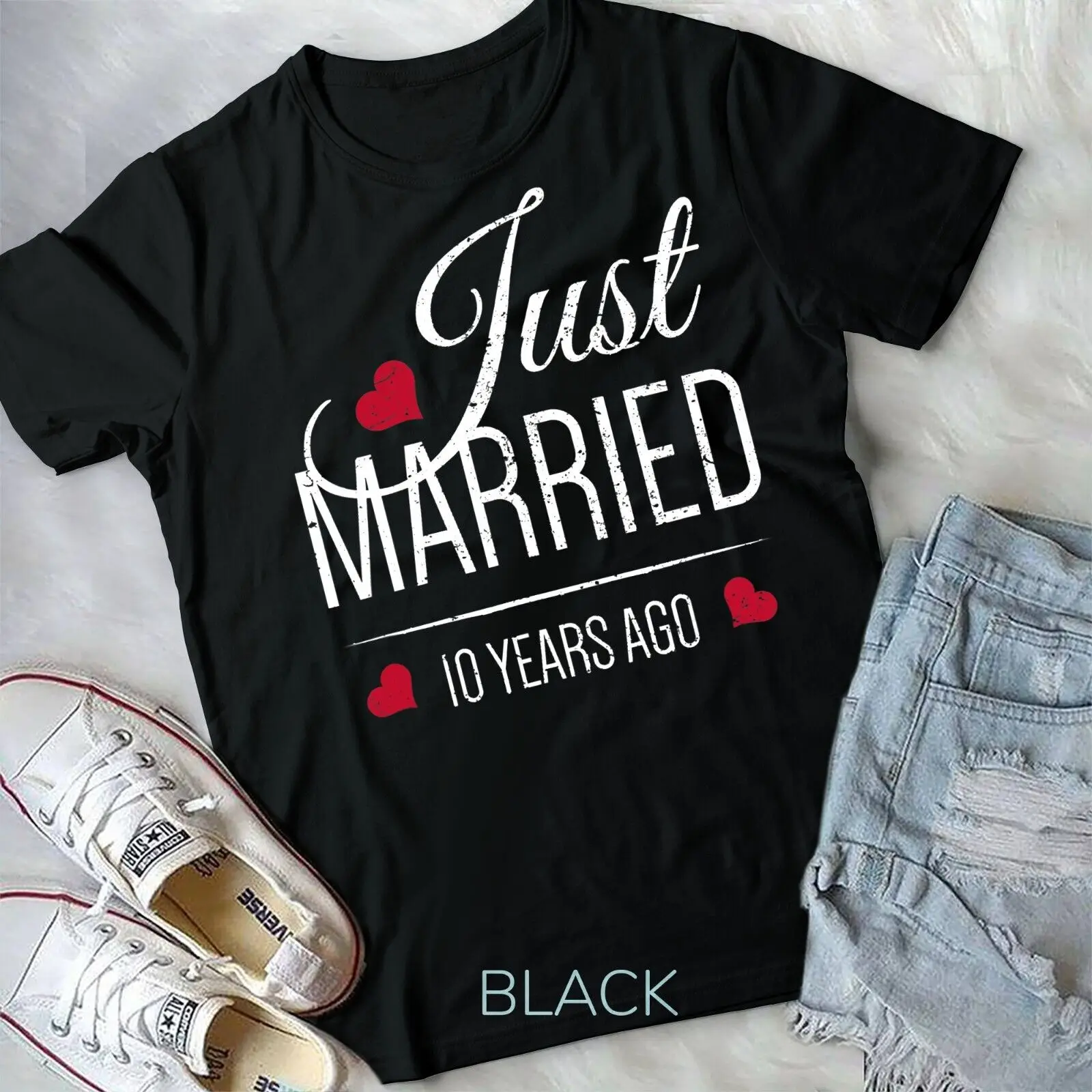 

10th Wedding Anniversary T-Shirt - Just Married 10 Years Ago Unisex T-shirt