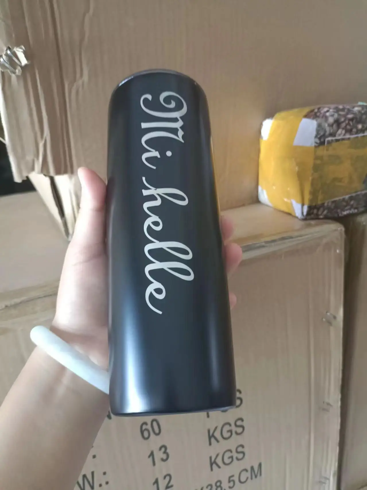 

Factory price Cold Beer skinny 20oz Mug with seal lid Wine swig water bottle for drinking Thermos Tumbler stainless steel