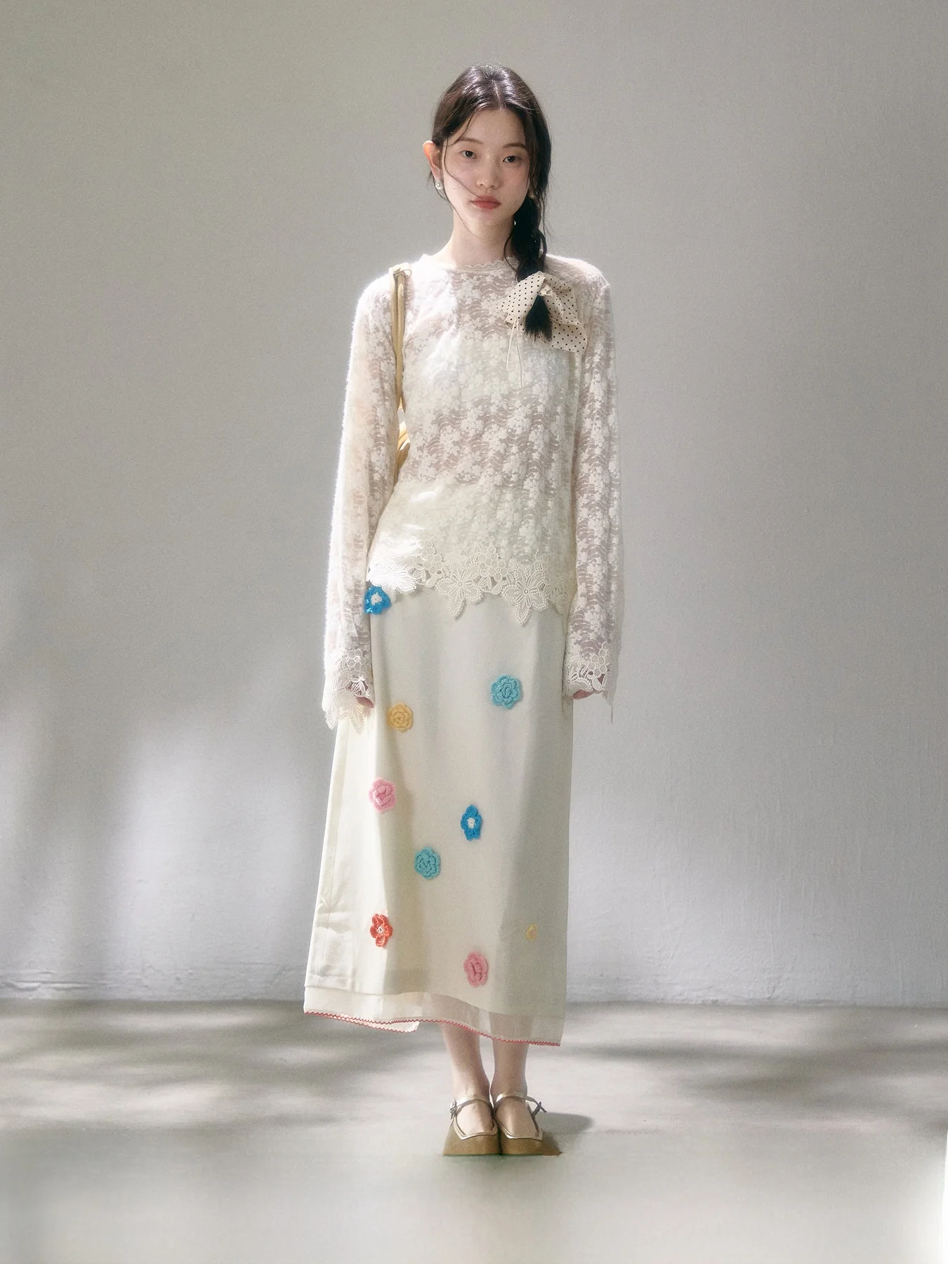 

Ogees f Skirt with Hand Crocheted Flower Design 3D Splicing Euro Organza Skirt for Women Commute Friendly