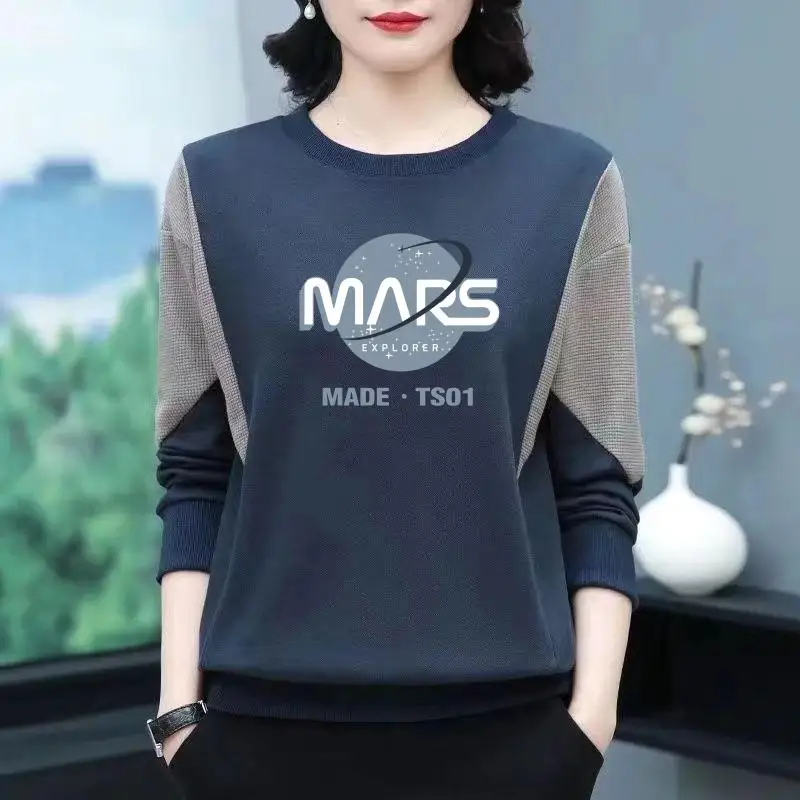 Thickened Long Sleeve Fleece Women's Base Shirt Mommy Style Warm Inner Wear for Middle-Aged And Elderly Casual Commute Fashion