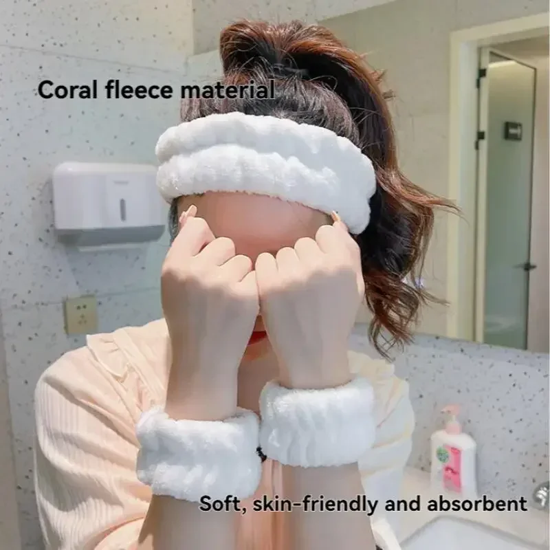 LAIKOU 13Pcs Snail Protein Face Mask Set with Headband Hydrating Moisturizing Daily Skin Care Travel Kit Anti-Aging