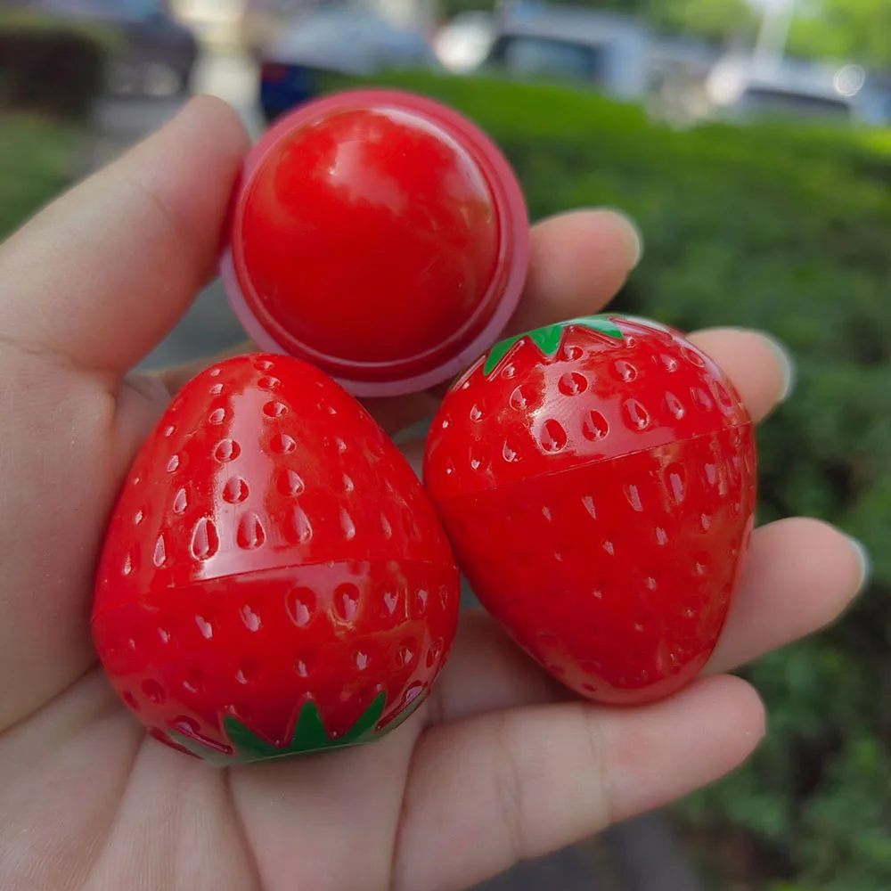 女性のためのイチゴの保湿リップバラ,準備のためのエッセンシャルオイル,自然な処方,乾燥,リップメイク,24個