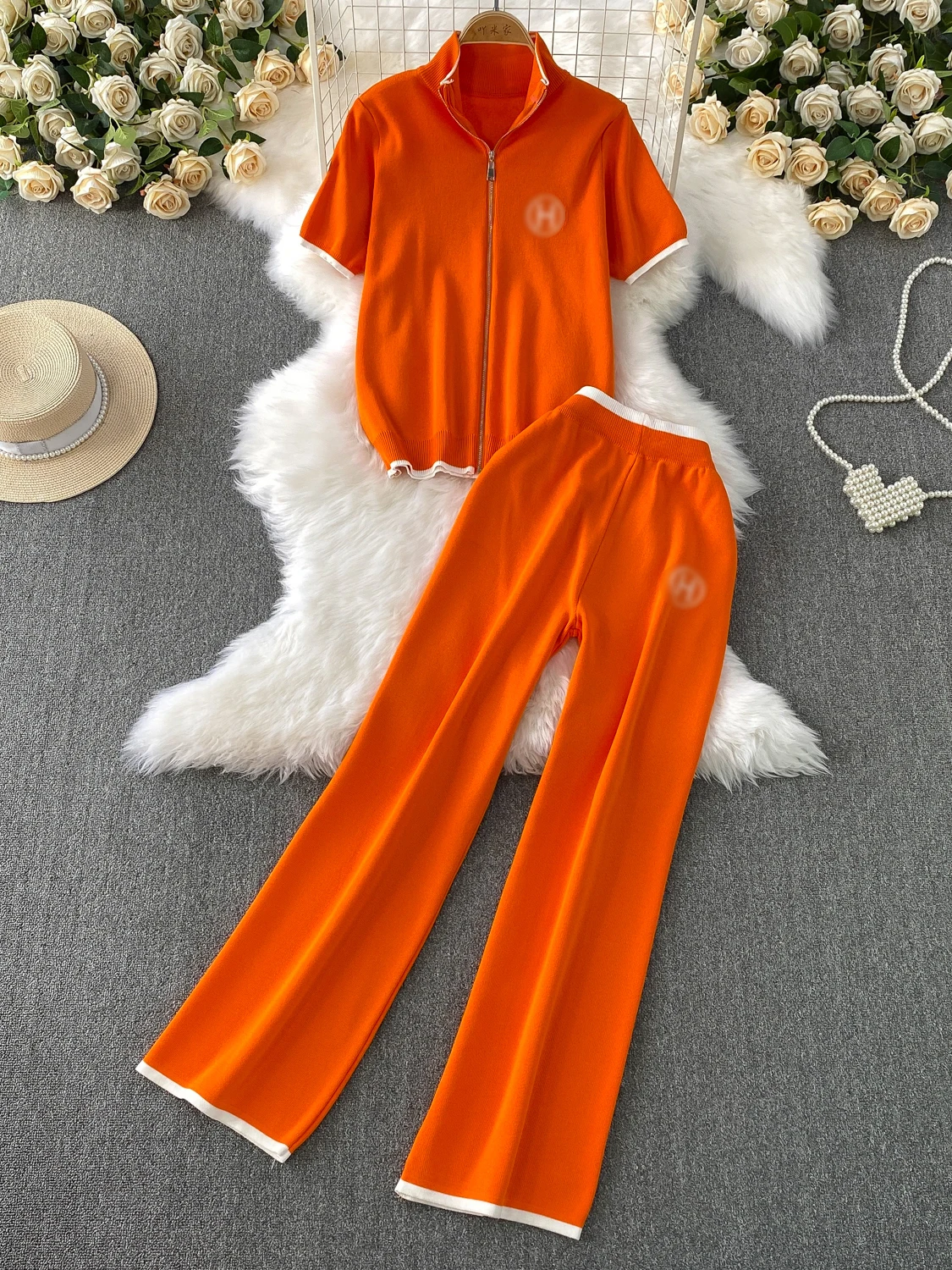 

2025 New Women's Zipper Collar Knitted Sweater Cardigan ort Sve Embroidered Top Wide Leg Pants Two Piece Set Faionable