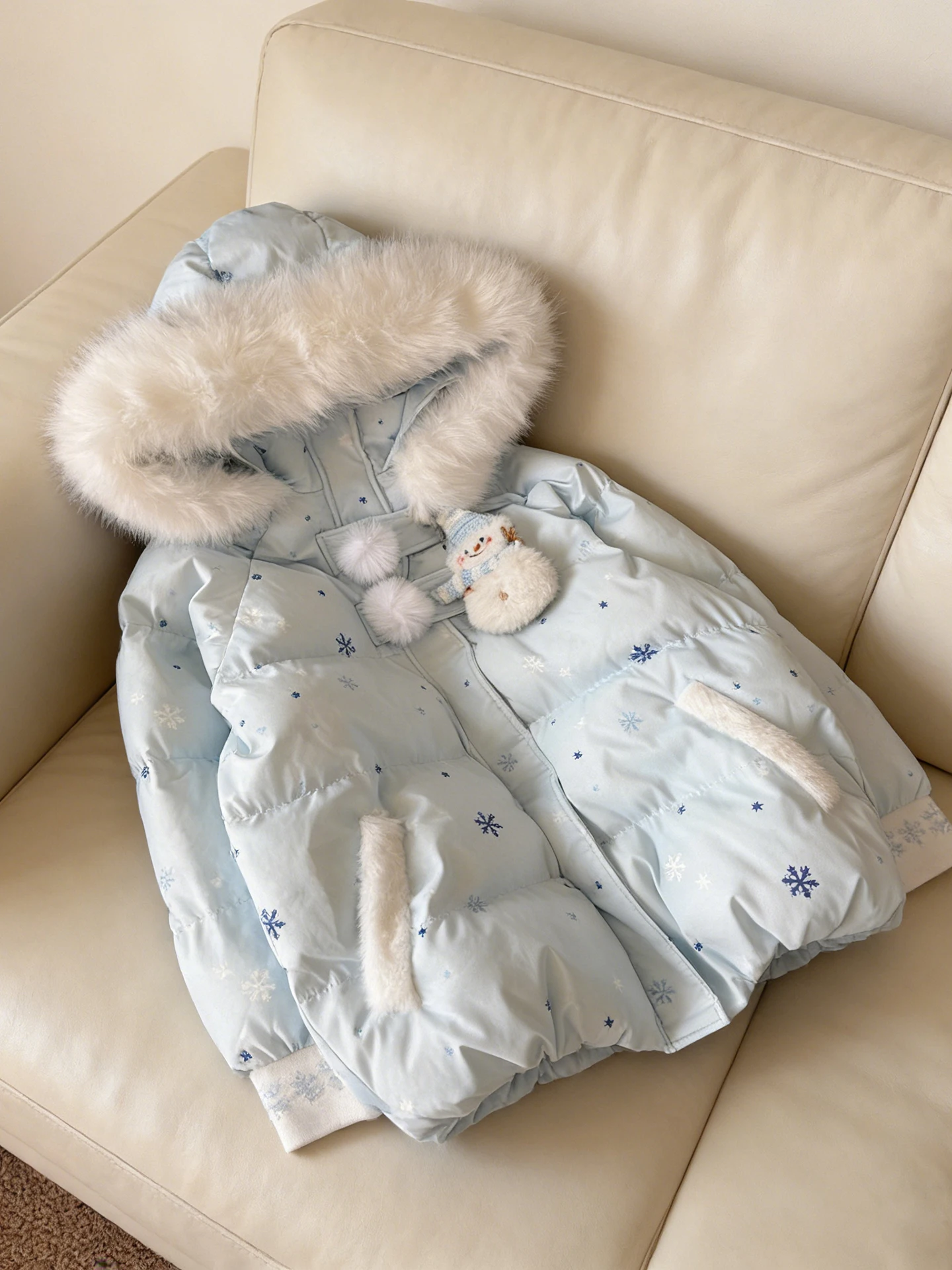 

Корейская утепленная зимняя хлопковая куртка для женщин маленького размера с большим меховым воротником и синим принтом снежинок