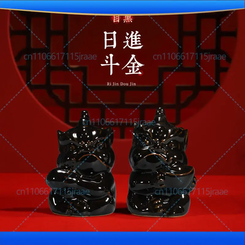 

Meguro Jun porcelain kiln changes daily gold handmade Jun porcelain ornament