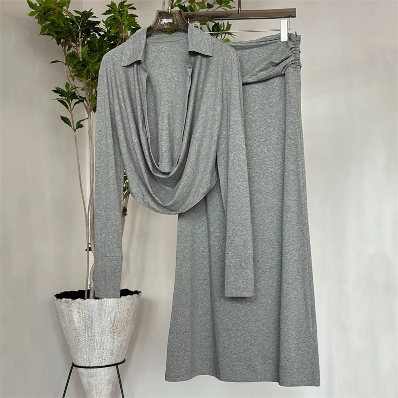 

Женская футболка 2026: Новинка лета, эластичный облегающий топ с длинным рукавом из смесового хлопка, сексуальный укороченный пуловер с V-образным вырезом, одежда в стиле Y2K