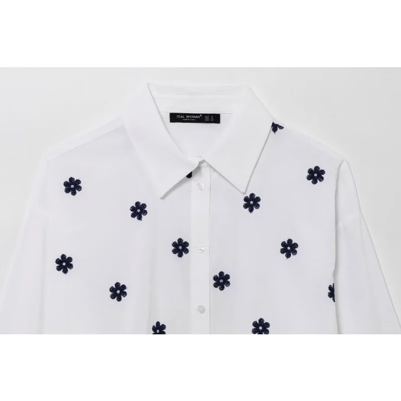 قمصان نسائية أنيقة بياقة بيضاء وأكمام طويلة مطرزة بالزهور كاجوال ريترو ملابس الشارع الشهير تاريخ المكتب