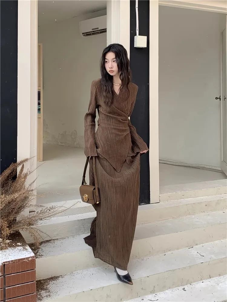 REDDACHiC Brown Pleated Blouse Skirt 2-piece Set V-neck Irregular Bandage Wrap Top Elastic Waist Maxi Long Skirt Casual Workwear