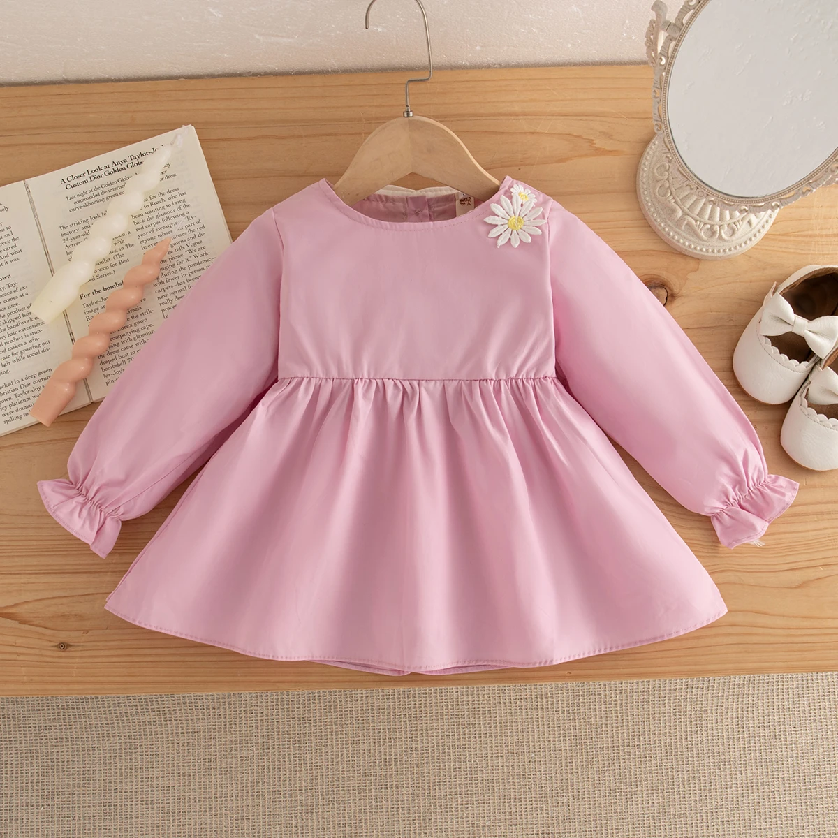 

Baby Girl Pink Dress Daisy Embroidery Element Solid Color Long Sleeved Dress for Girls Spring Autumn Outing Clothing