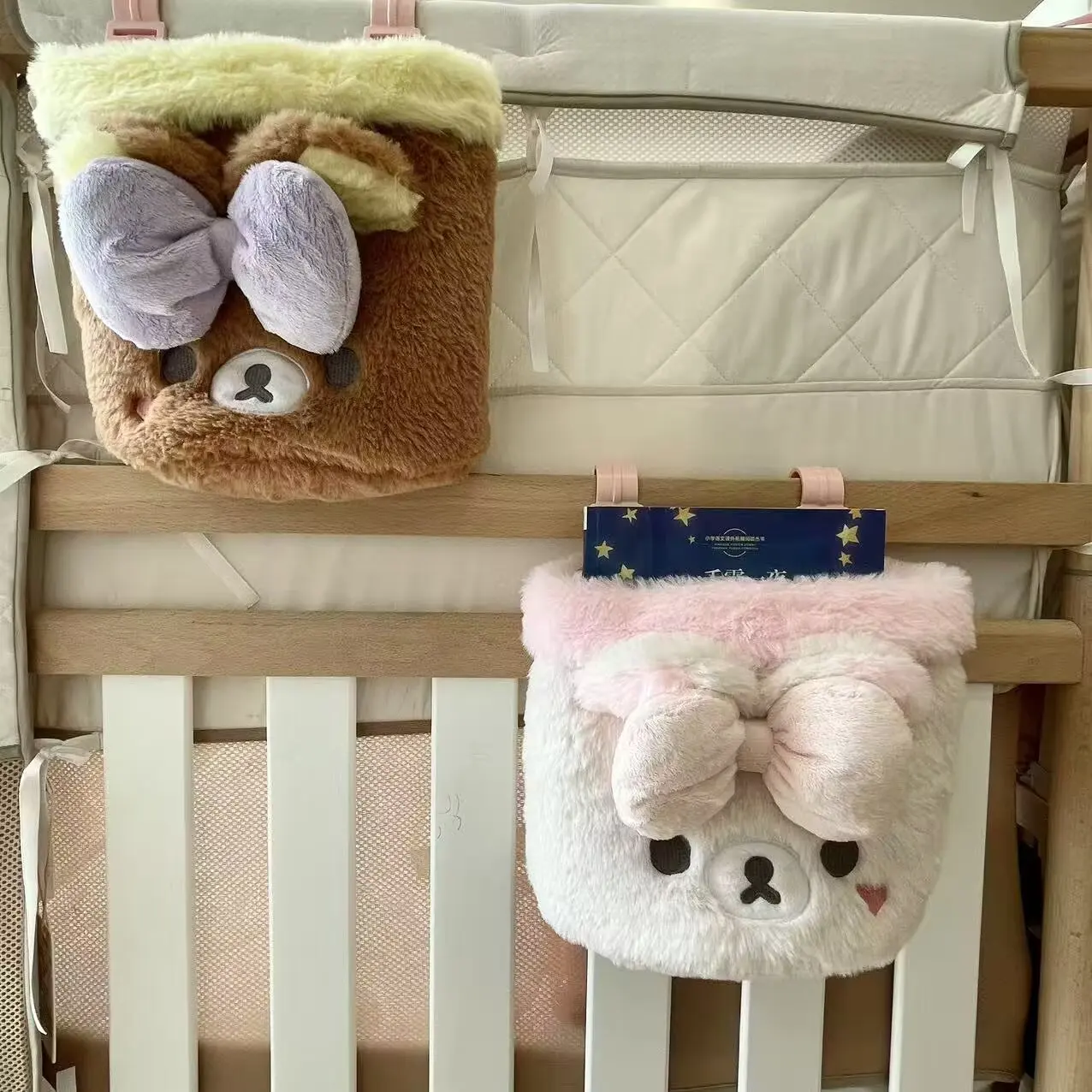 Rilakkuma Hängetasche für Schlafsaal – Süßer Korilakkuma Plüsch-Organizer, weicher Kawaii Caddy für Schreibtisch-Kosmetikaufbewahrung für Mädchen – Detail 17