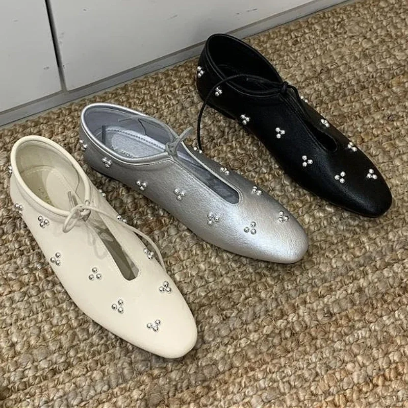 

Fashion Rivet Designer Brand Flats Women Comfort Soft Sole Mary Jane Shoes Elegant Shallow Cross Lace Ballet Shoes Zapatos Mujer