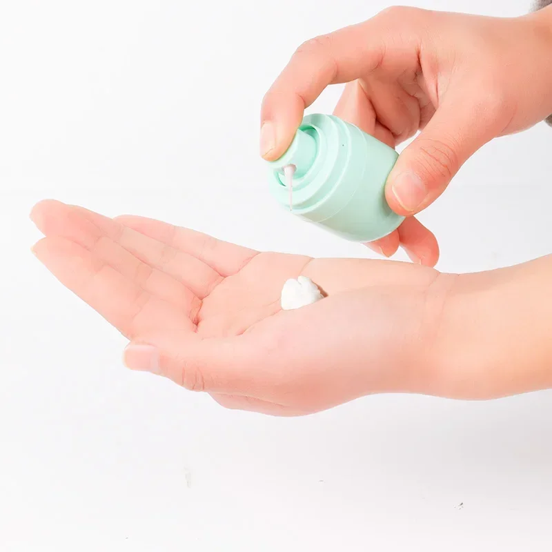 15ml 30ml 50ml Plastic Upside Down Skincare Cosmetic Packaging Empty Refillable Bottle  Face Cream Lotion Airless Pump Bottle