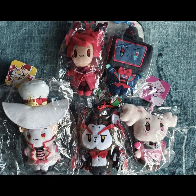 Genuine Anime Hazbin Hotel Alastor Vox Lucifer Morningstar Angel Dust Cosplay Cartoon Fluffy Puppet Keychain Maumet Keyring Gift