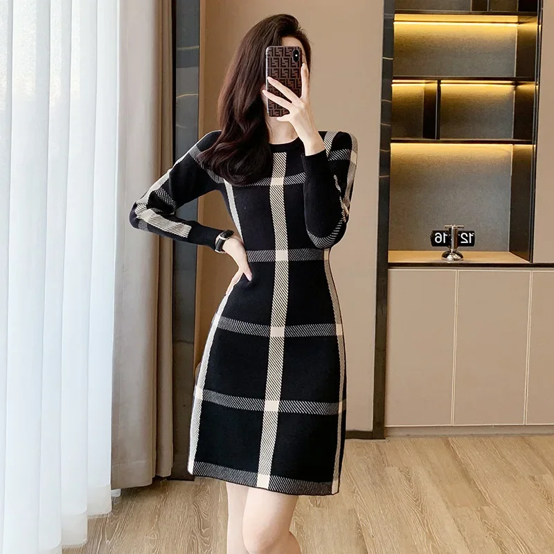 

Women's Black Plaid Slim Fit Knitted Mini Sweater Dress, O-Neck, Long Sleeve, Elegant Office Dress, Tight Stretch Short Dresses