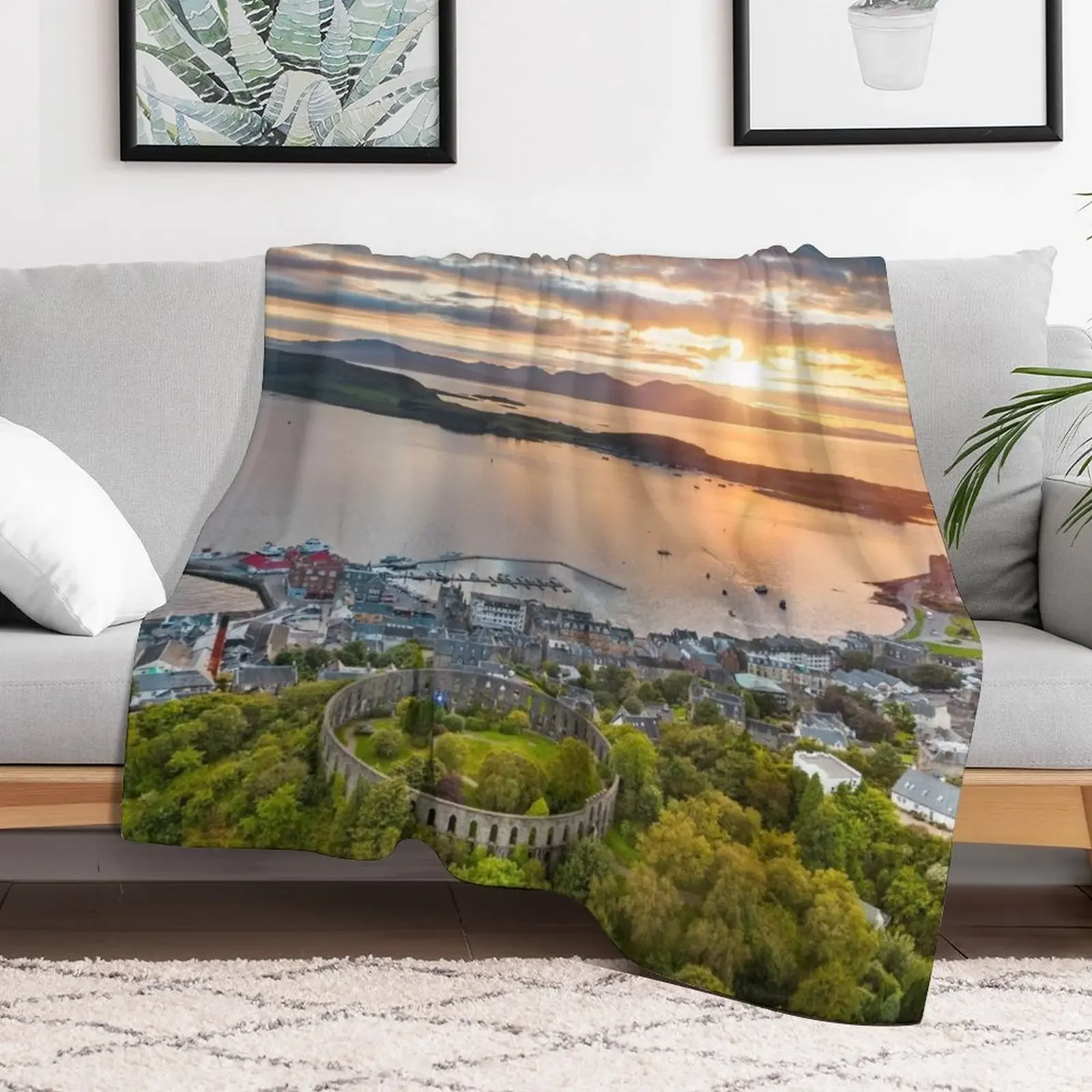 Sunset over beautiful Oban, Scotland - Scottish Landscape Photography Throw Blanket