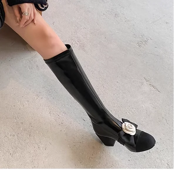 Camellia Flower Round Toe Knee High Boots Block Heels Mixed Color Patchwork Women Sexy Sweet Autumn Fashion Boots Casual Shoes