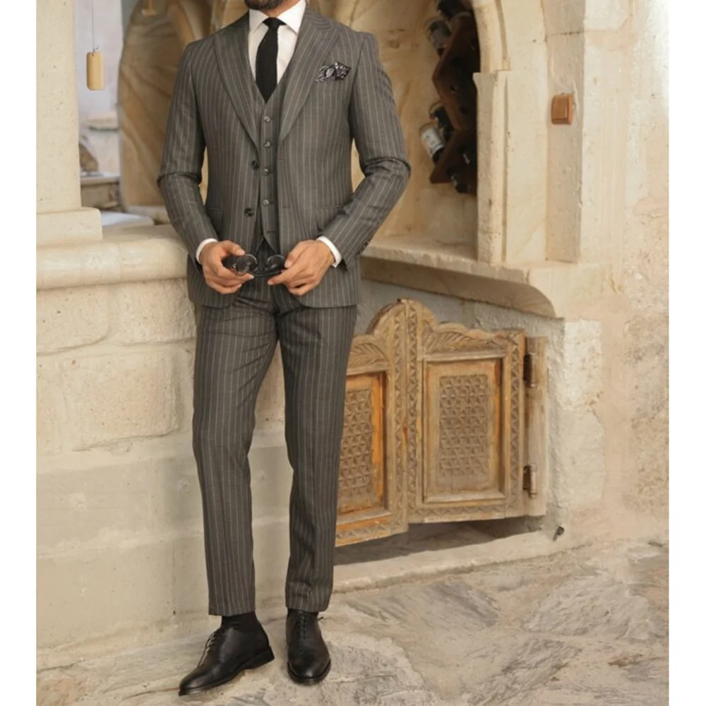 Pinstriped Men's Suits 3 Piece Chic Business Casual Jacket Vest Pants Dress Fashion Formal Office Casual Male Suit Slim Fit