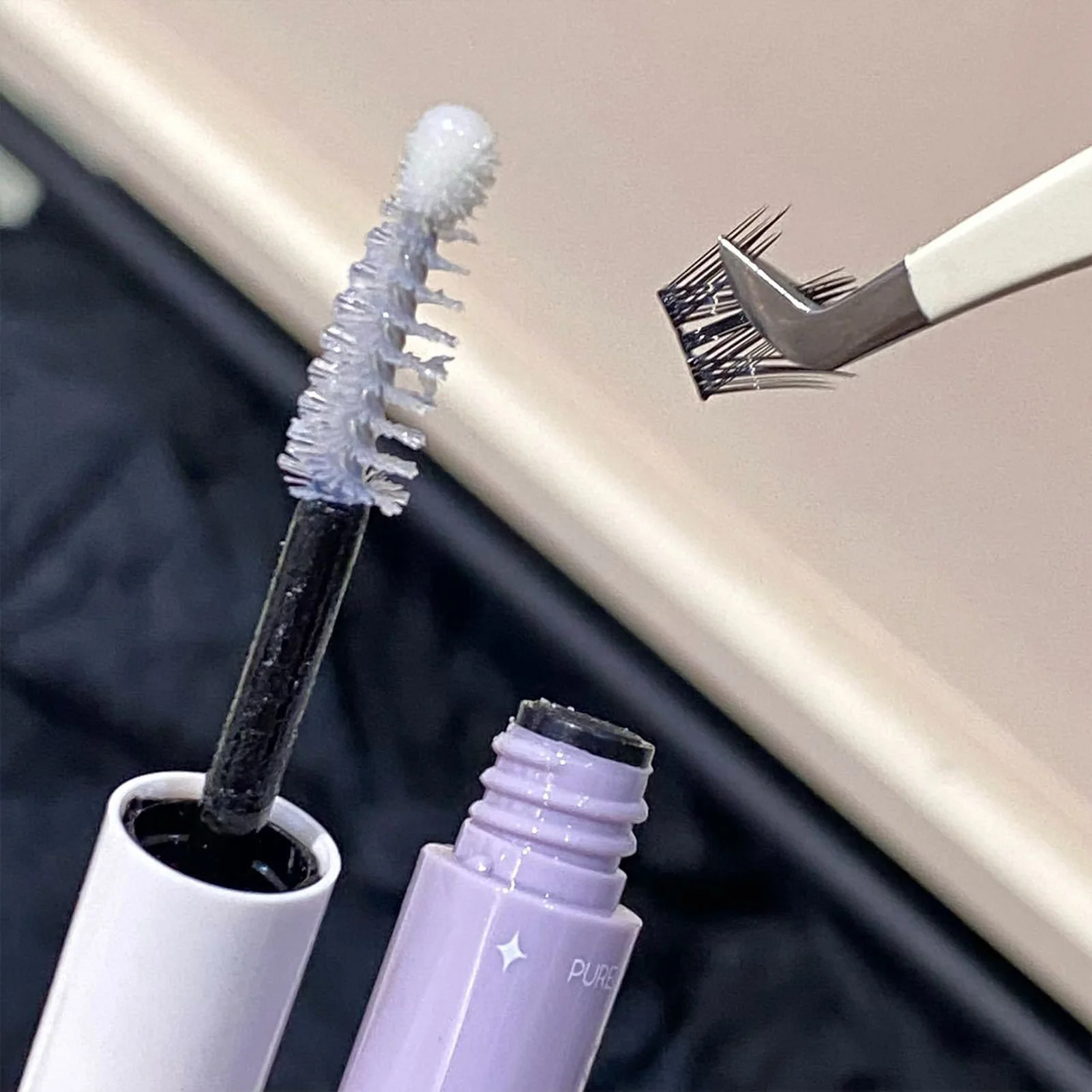 Colla per ciglia finte a doppia testa 2 in 1 legame e sigillo 5ML Colla per ciglia a grappolo fai da te insapore impermeabile ad asciugatura rapida