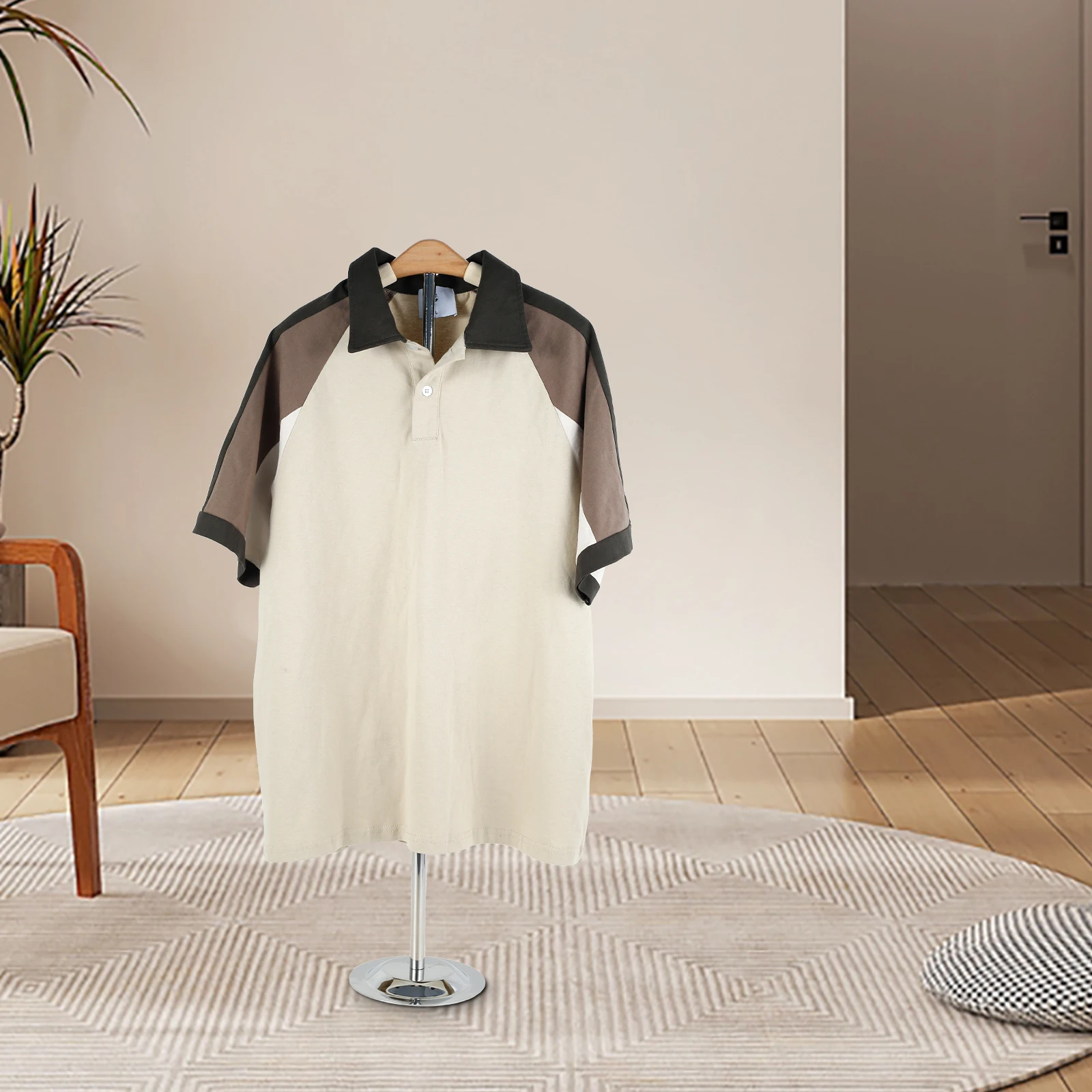 حامل عرض تي شيرت بارتفاع قابل للتعديل، حامل عرض الملابس المعدنية مع قاعدة ثابتة، ملابس معلقة متعددة الأغراض