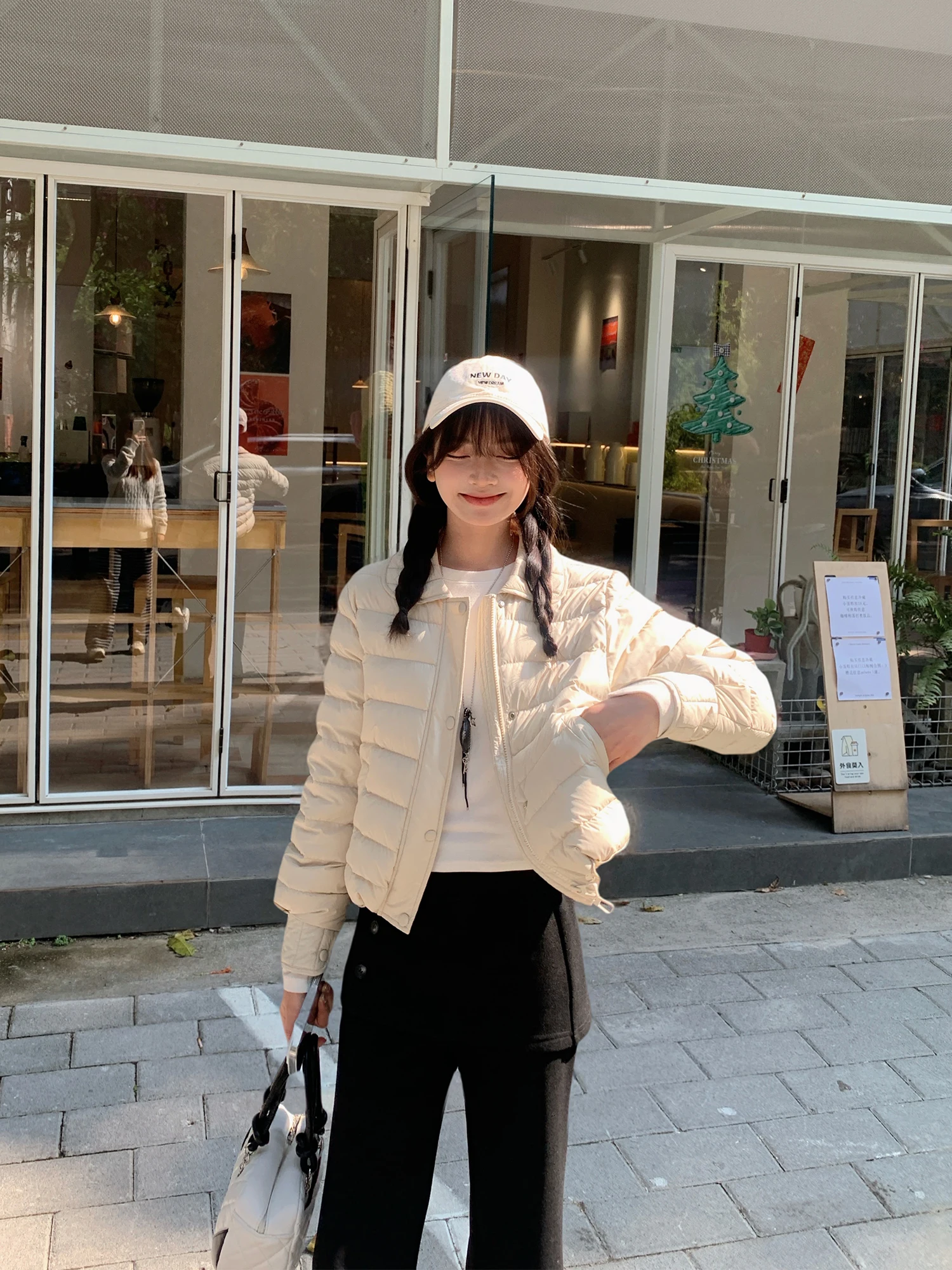 

Теплый женский пуховик оверсайз белого цвета для зимы, повседневный, с высокой талией, утепленный полиэстером, на молнии