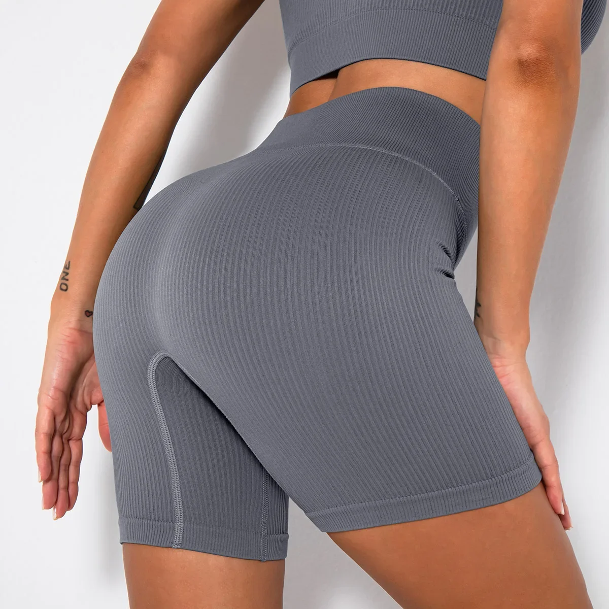 Pantalon de yoga sans couture pour femme, short de fitness push-up, short de sport à la mode, vêtements de course assiste