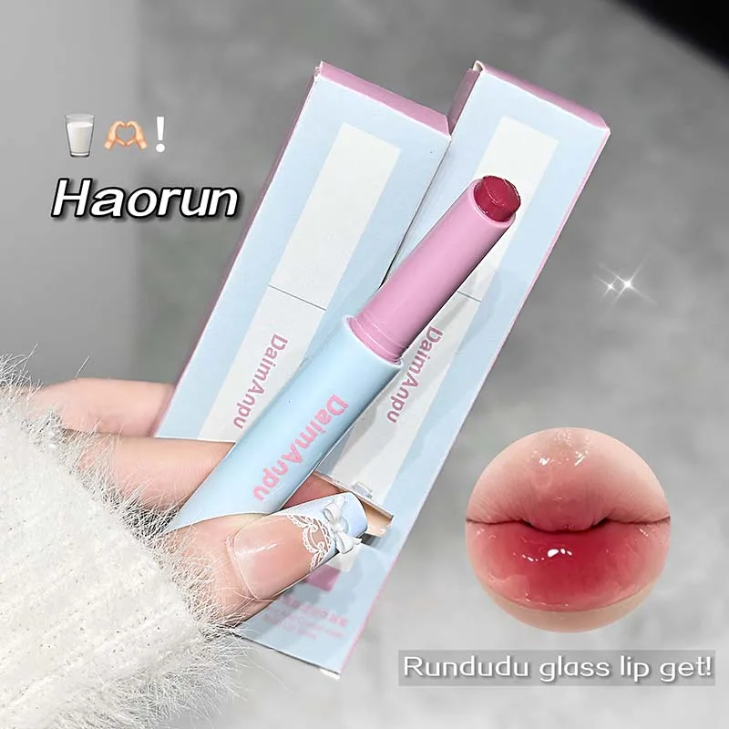 Die feste Lippencreme von DAIMANPU lässt die Lippen aussehen zart und prall mit Druck. Es handelt sich um einen heimischen, erschwinglichen, schlichten Wasserlippenstift, S