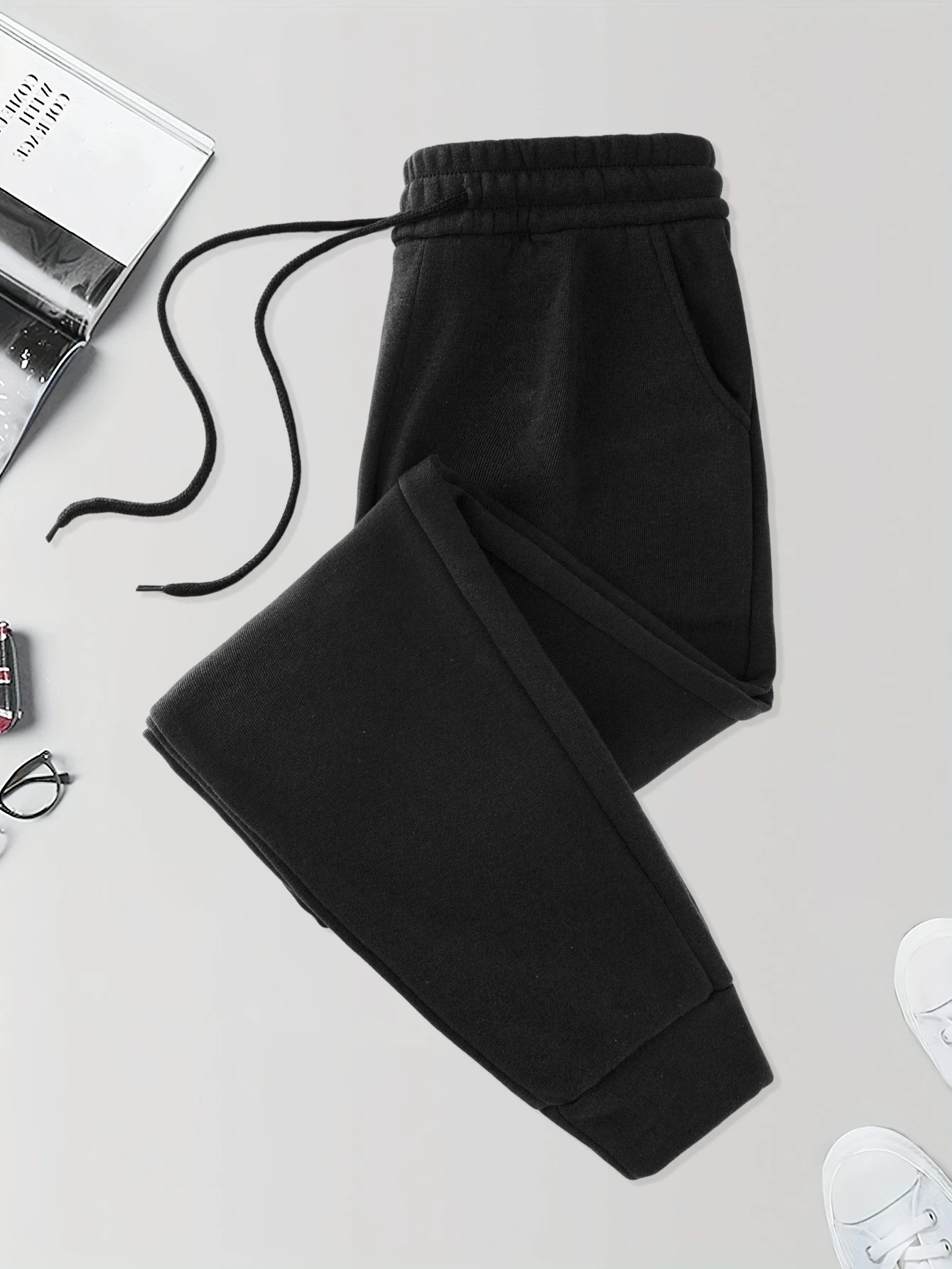 

Autumn Jogging Long Pant Mens Basics Fleece Pants Warm Street Britches Comfortable Pocket Sportpants Drawstring Sports Trousers