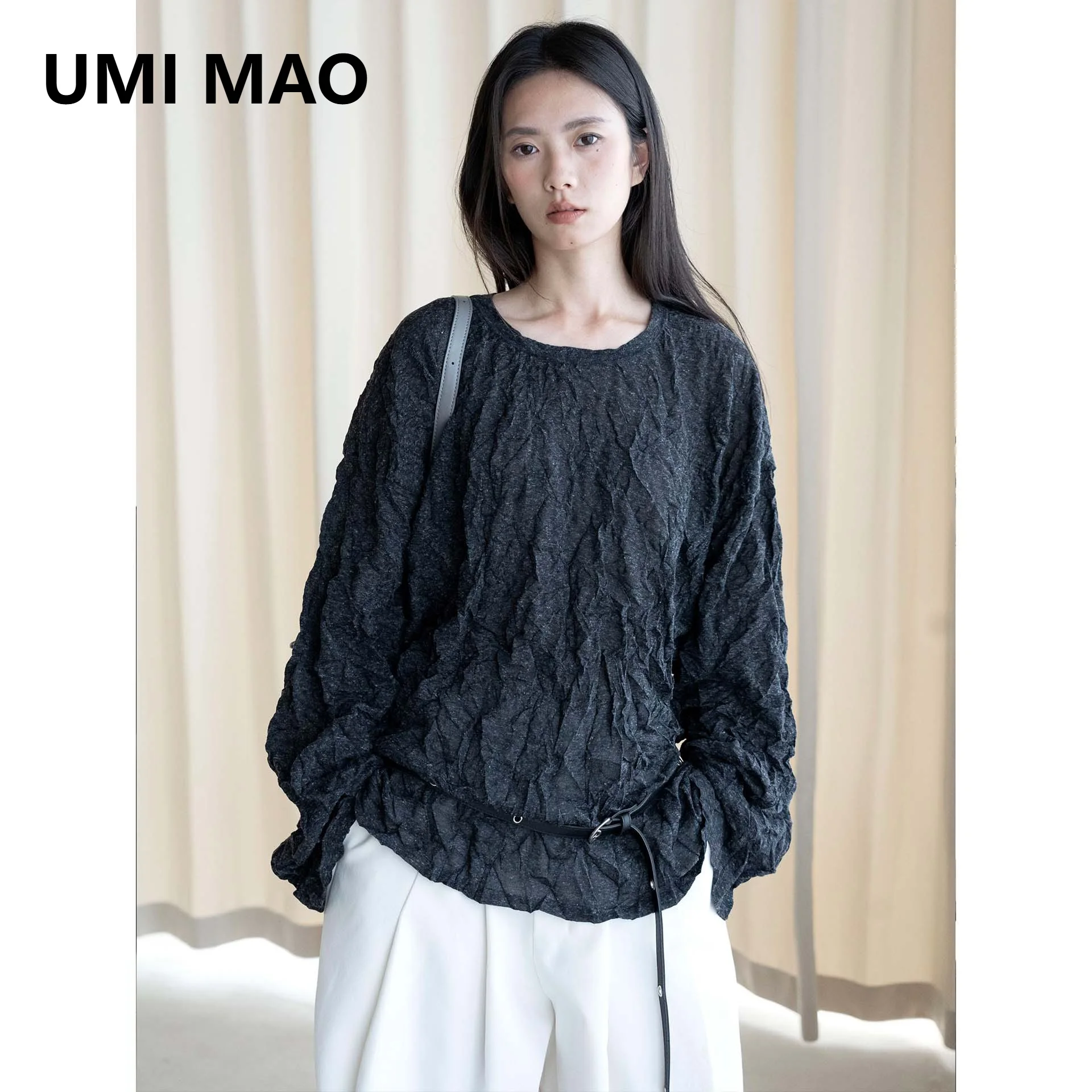 UMI MAO New Autumn Collection Features A Relaxed And Casual Round-neck Textured Loose Linen T-shirt That Is Skin-friendly