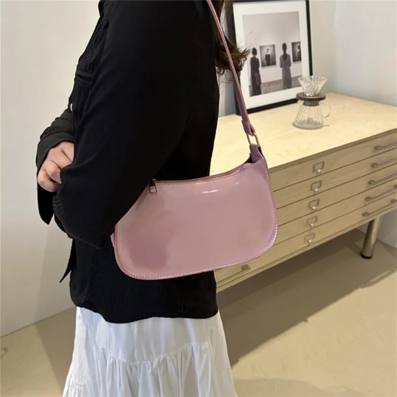 

Elegant Leather Crescent Tote Bag, Stylish Glossy Wine Red Shoulder Purse for Everyday Special Occasions Minimalist Casual