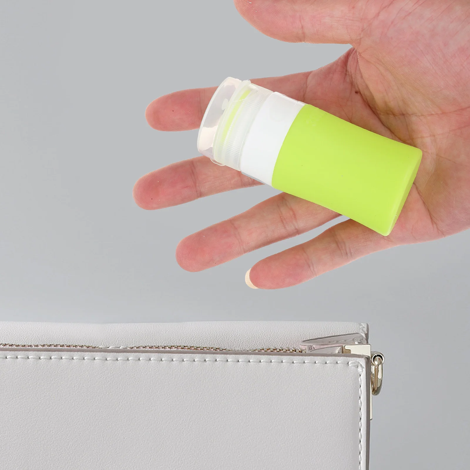 

Shampoo Bottle Empty Travel Size Portable Toiletry Storage Refillable Cosmetics Sample Bath Cream Lotion Containers