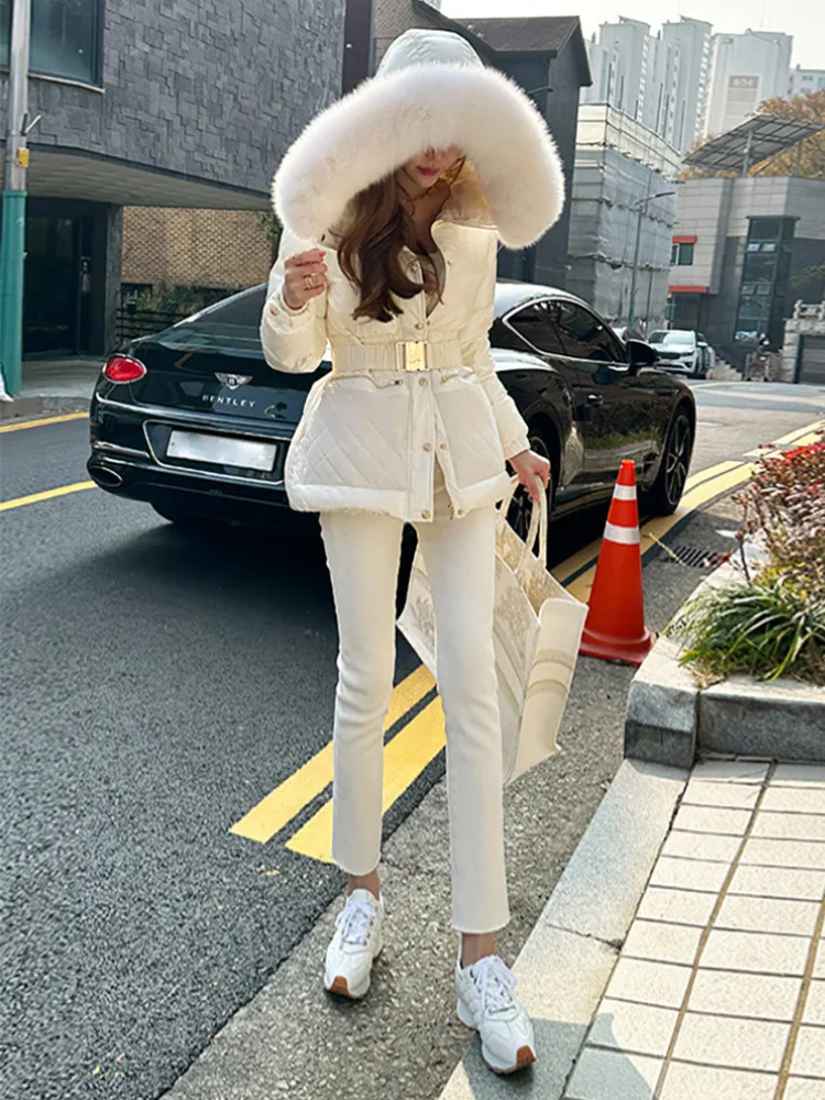 New Arrival Fox Big Fur Collar Hood Down jacket Women Design Thickened White Duck Down Short Outerwear Women with belt
