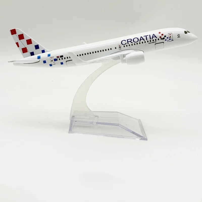 

16cm Aviation Plane Croatia Airways A220 Alloy Replica Aircraft Model adults fun With Base airplane toy Collection Gift Display
