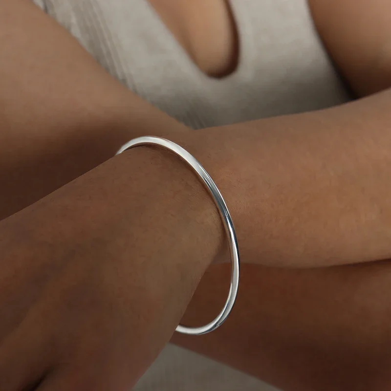 Simple Round Aperture Women\'s Stainless Steel Bracelet Girlfriend Gift Italian Bracelet Accessories Girl Gift Hot Sale