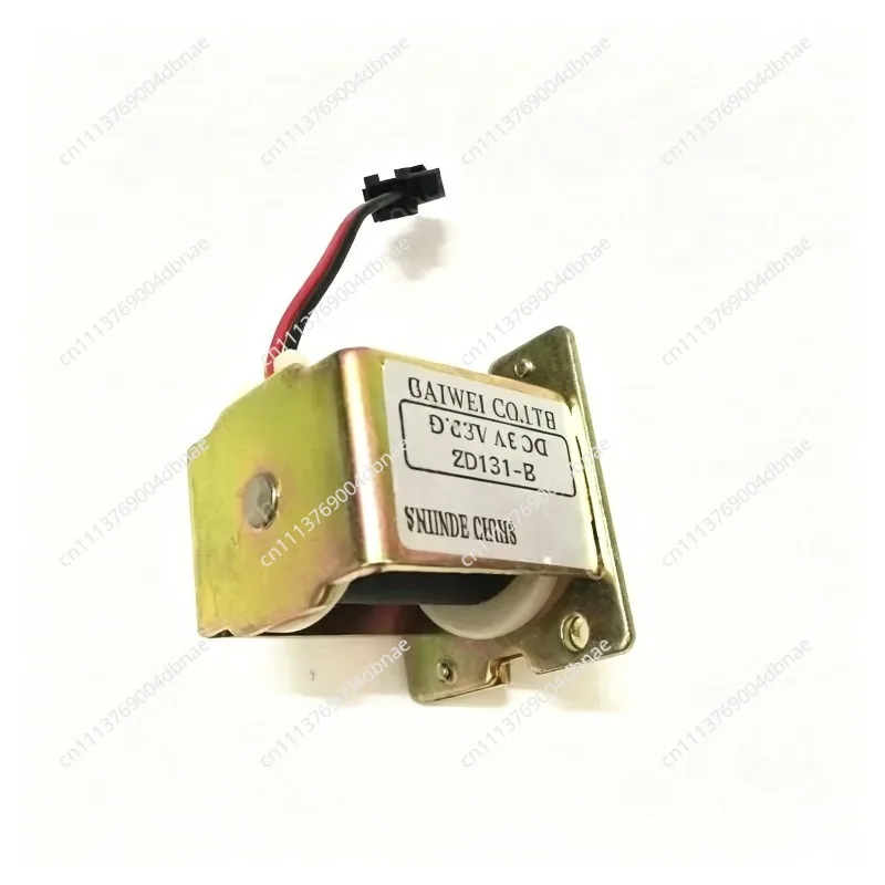 Household gas stove ignition with 3v stove solenoid valve self-extinguishing protection self-priming solenoid valve ZD131-B