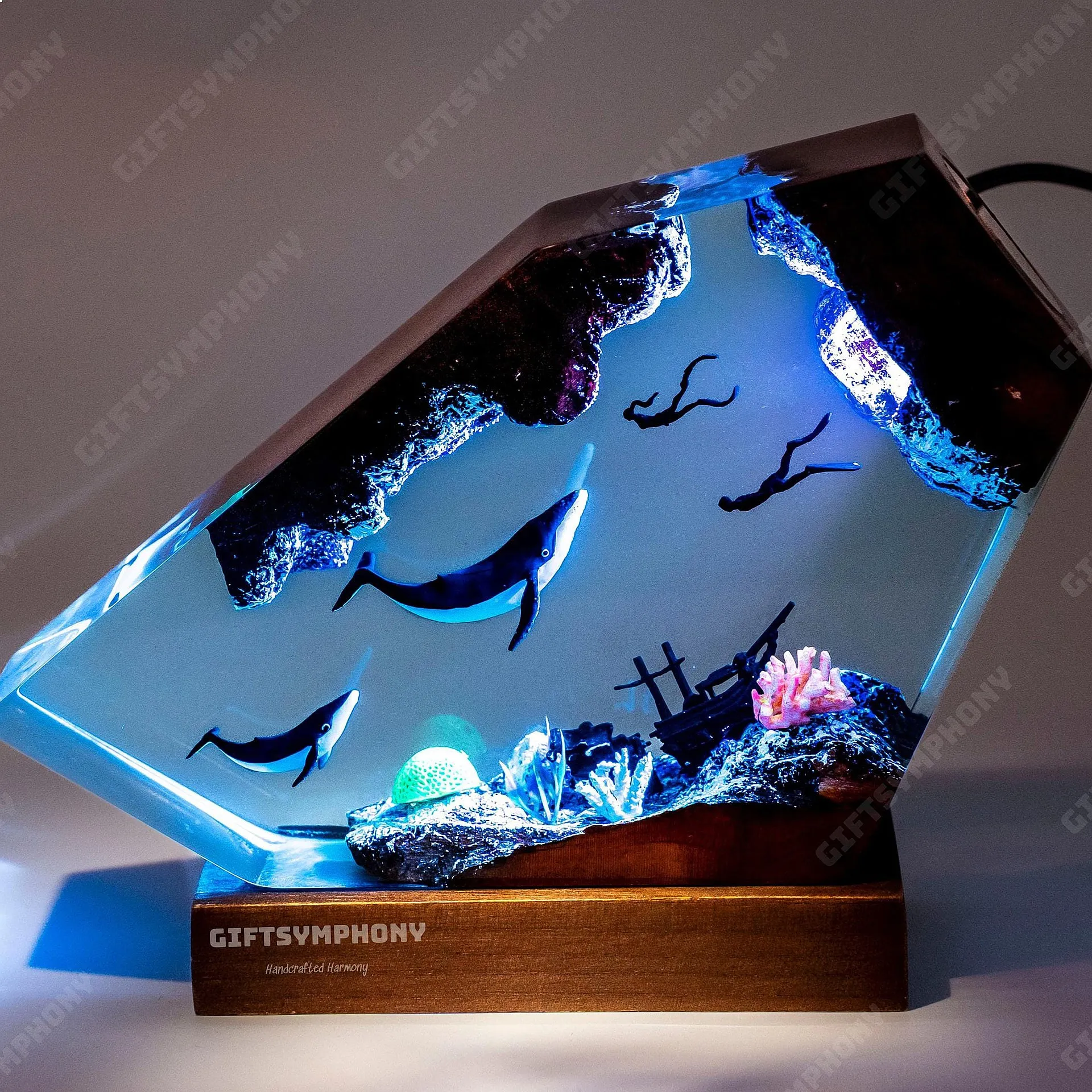 Humpback Whale and Two Divers Resin Night Light Ocean Lamp Handmade Home Decor Gift