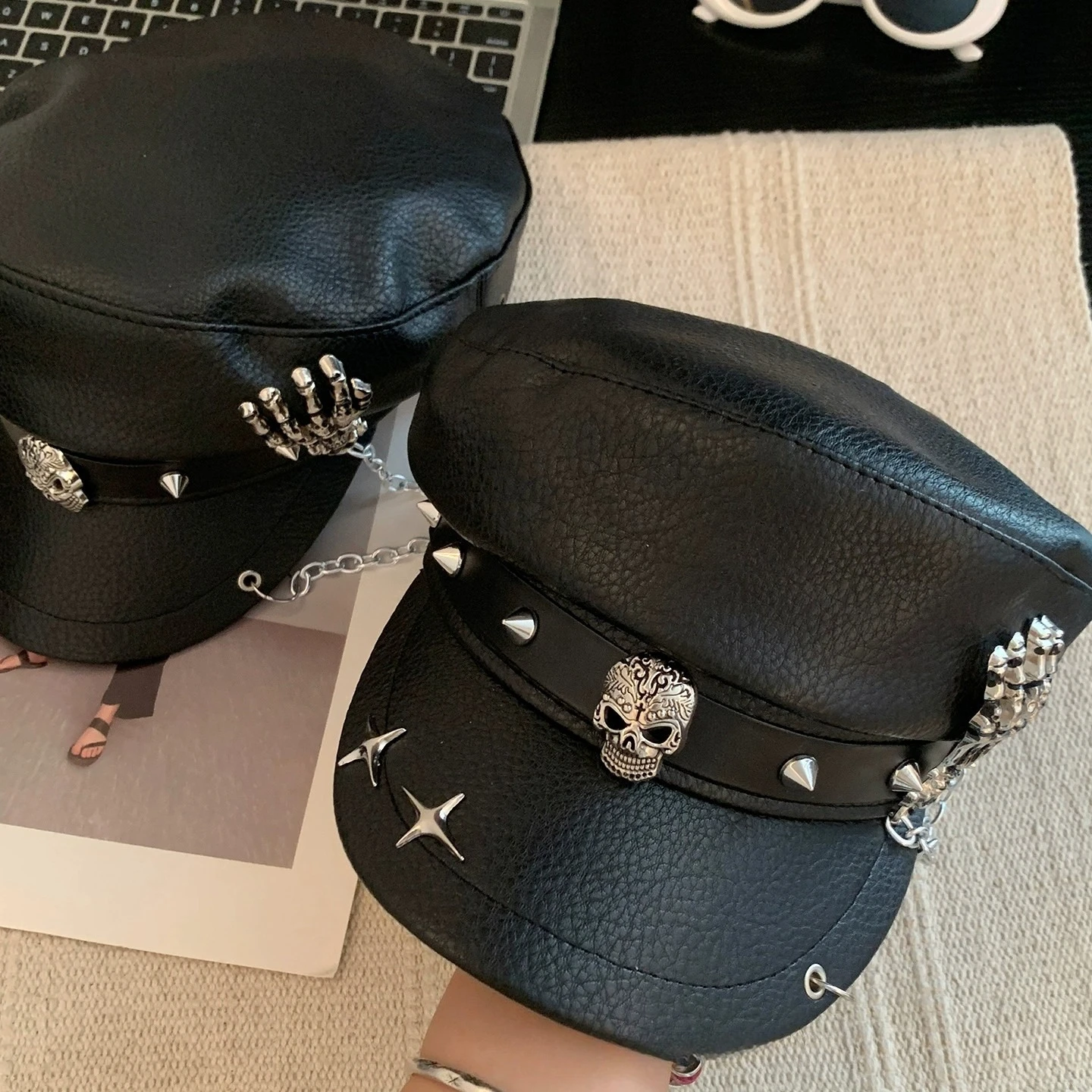 فاسق النمط البريطاني القبعات الإناث بولي Leather الجلود قبعة عادية الجمجمة قارب مرساة سلسلة ربط برشام Harajuku القوطية لوليتا قبعات مثمنة #5