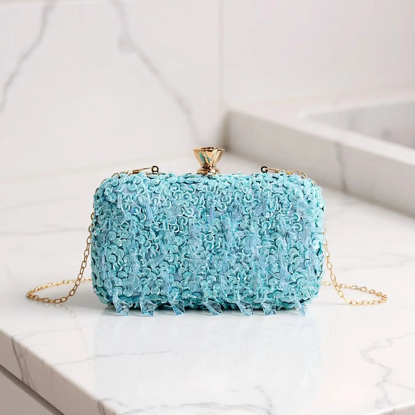 

Sky Blue Color Tassel Evening Bags Embroidery Clutch Bags Flap Fashion Crown Glitter Acrylic Beading Handbags With Shoulder