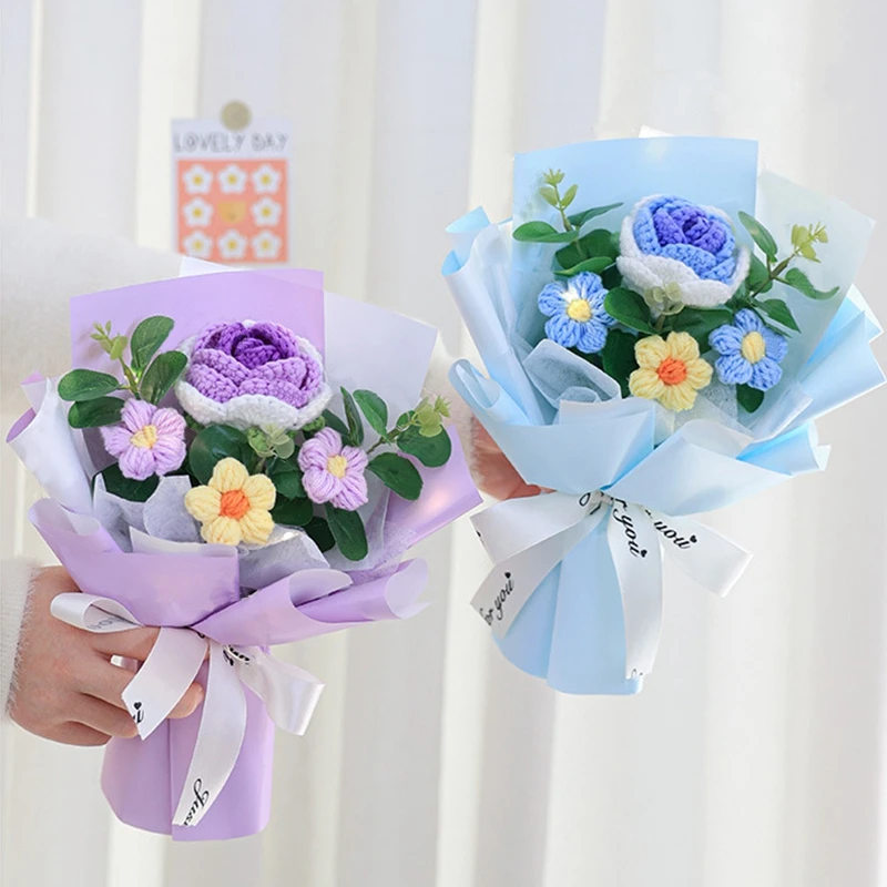 

Rose Crochet Flowers Bouquet Valentine's Day Gift Hand-Knitted Flower Bouquet Artificial Bouquet Graduation Flower New Year Gift