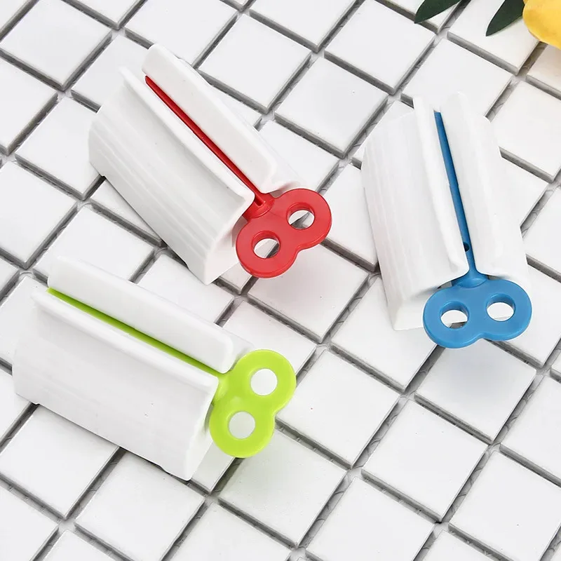 1/2/3/4 stücke Zahnpasta Spender Squeezer Bad Zubehör Zahnpasta Rack Organizer Haar Färben Kosmetik Kreative Squeezer