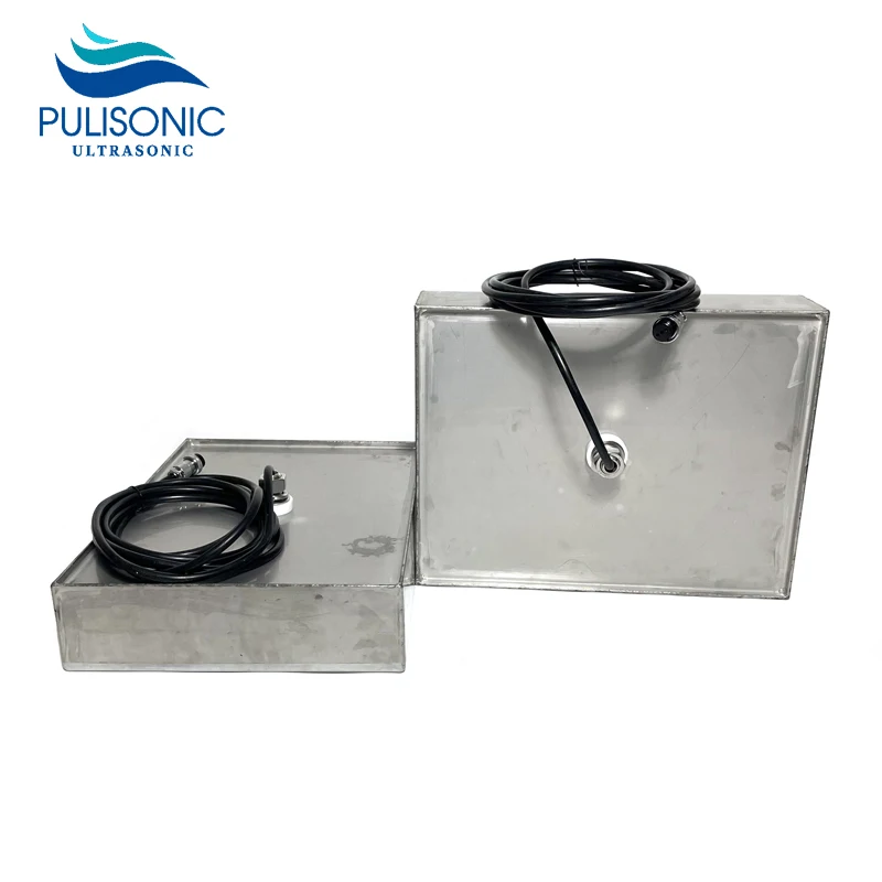 Przemysłowy ultradźwiękowy przetwornik czyszczący ze stali nierdzewnej do mycia części silnika z tworzyw sztucznych