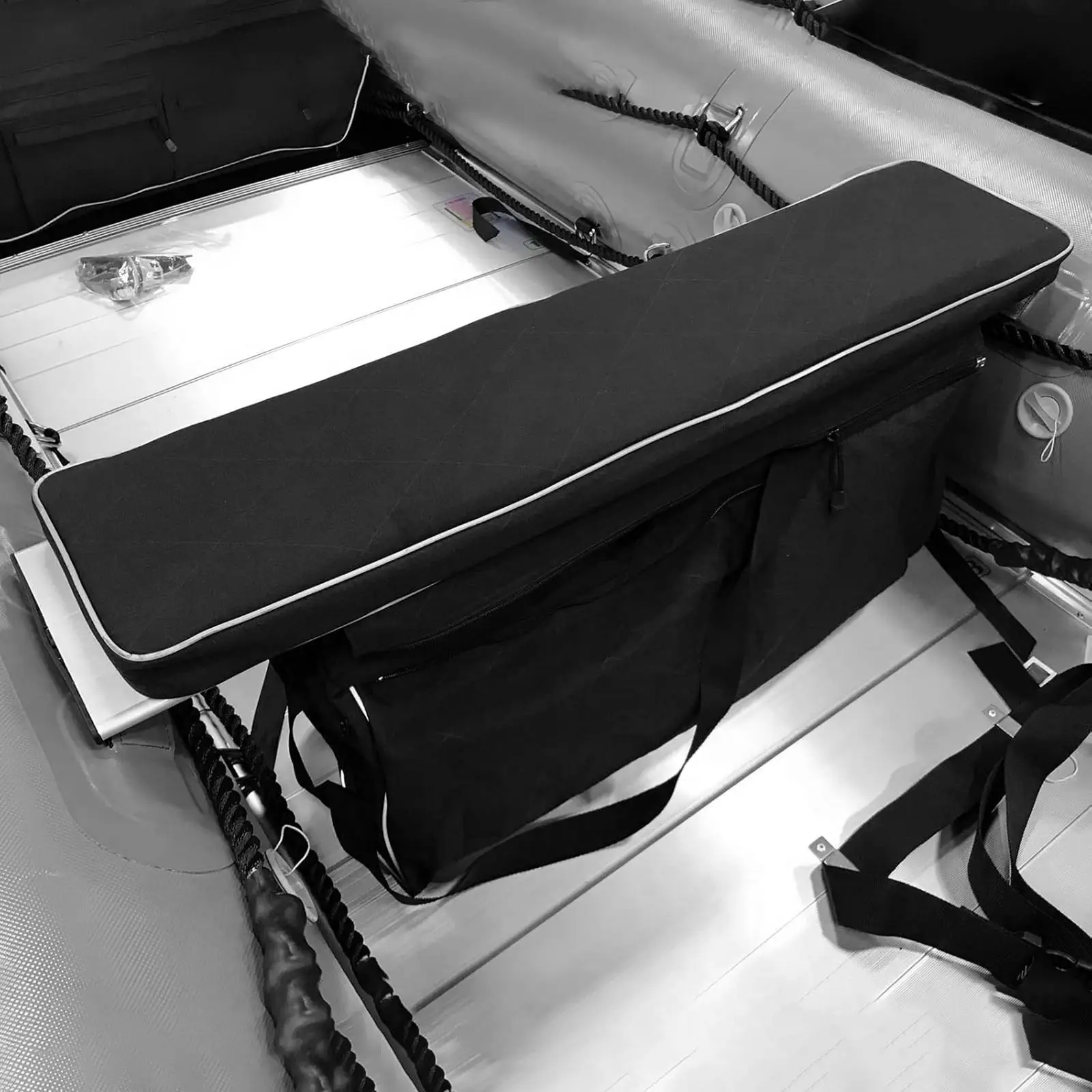 

Inflatable Boat Seat Storage Bag with Cushion Durability Zipper Design
