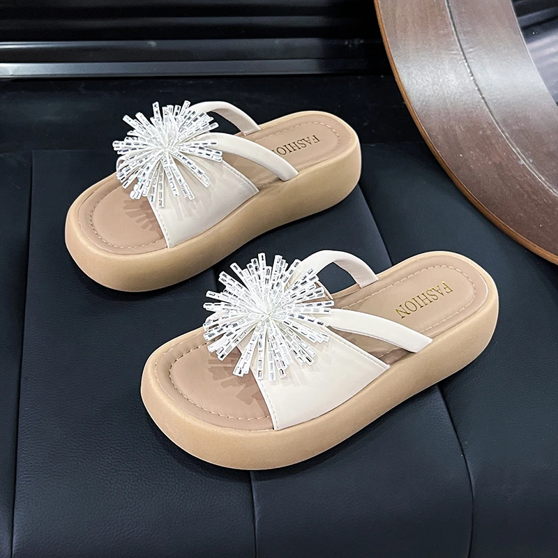 

2026 Summer New Style Comfortable, Simple, Retro and Versatile Thick-Tread Slippers