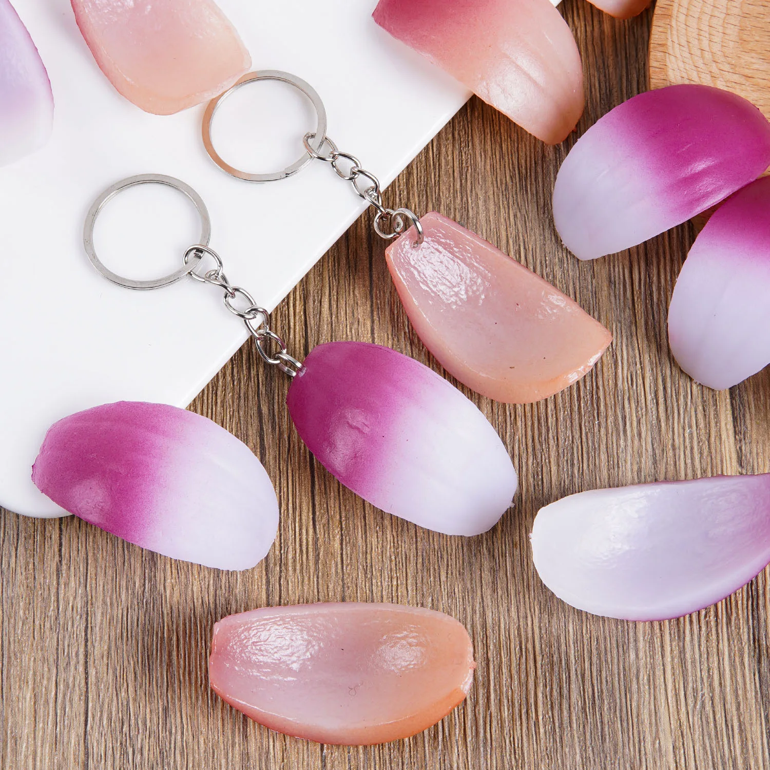 

Artificial PVC Onion Slice Keychain Fake Food Vegetable Simulation Onion Charm Realistic Pendant Prop Home Decor Crafts
